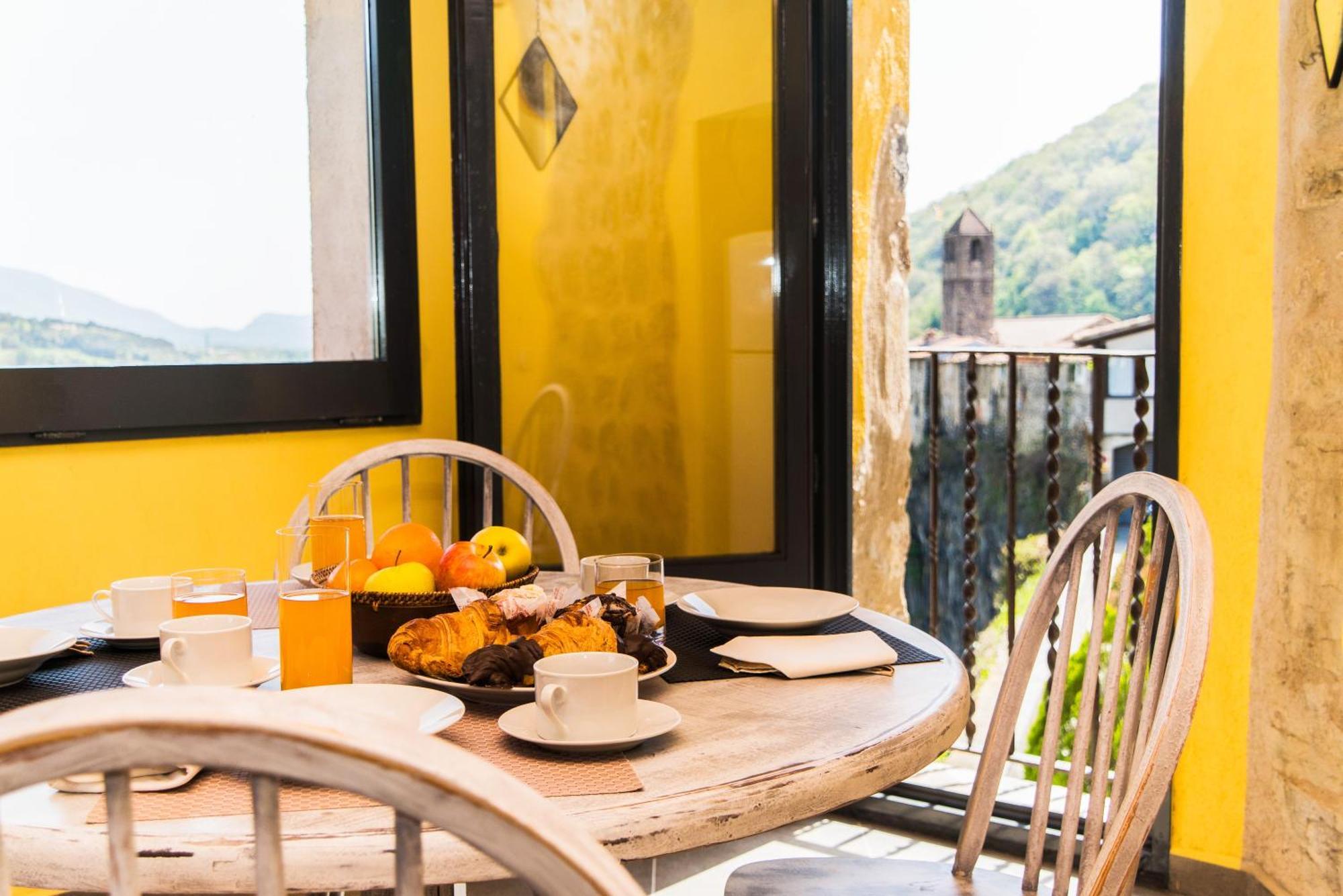 Can Castell Castellfollit de la Roca Zewnętrze zdjęcie